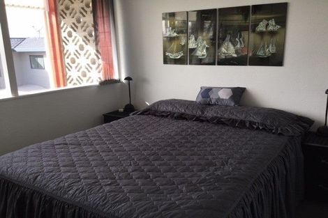 Photo of property in 12/219 Onewa Road, Birkenhead, Auckland, 0626