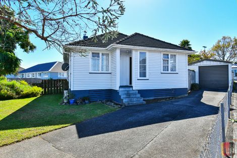 Photo of property in 56b Arimu Road, Papakura, 2110