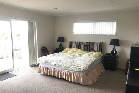 Photo of property in 81 Rototuna Road, Rototuna, Hamilton, 3210