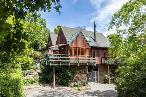 Photo of property in 77 Kopanga Road, Havelock North, 4130