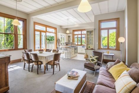 Photo of property in 1 Kerr Street, Devonport, Auckland, 0624