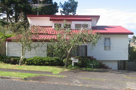 Photo of property in 15 Kitewao Street, Northcote, Auckland, 0627