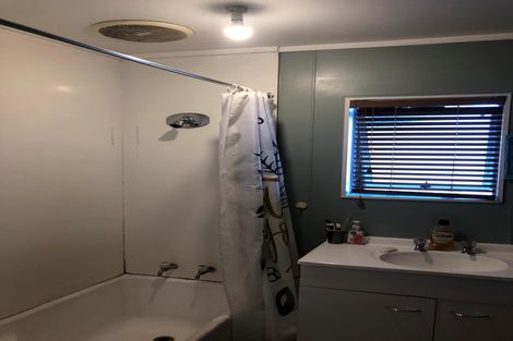 Photo of property in 1/10a Druces Road, Wiri, Auckland, 2104