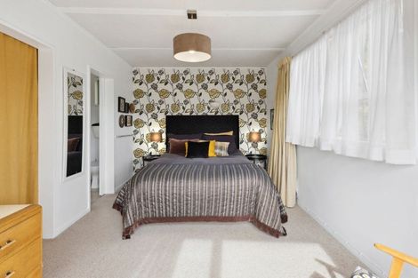 Photo of property in 44 Hunter Crescent, Wanaka, 9305