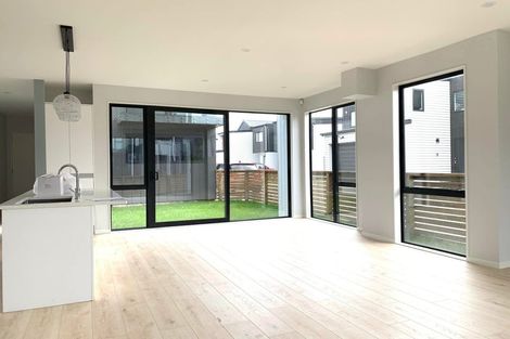 Photo of property in 3 Taiaha Street, Papakura, 2110