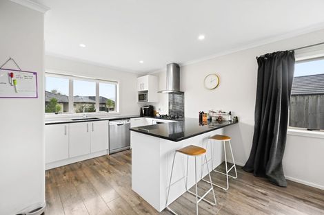 Photo of property in 9 Oolong Court, Huntington, Hamilton, 3210