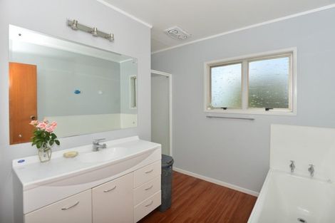 Photo of property in 15 Mountain Road, Morningside, Whangarei, 0110