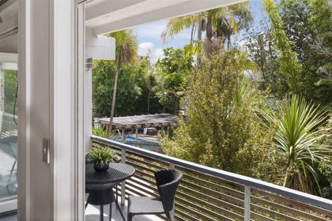 Photo of property in 15/73 Princes Street, Northcote Point, Auckland, 0627