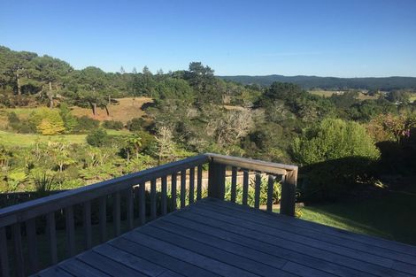 Photo of property in 172 Glenmore Road, Coatesville, Albany, 0793