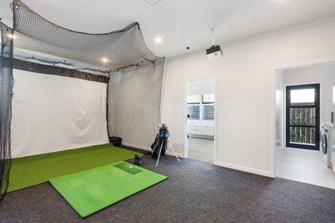 Photo of property in 63 Braid Road, St Andrews, Hamilton, 3200