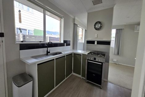 Photo of property in 2/29 Clouston Park Road, Clouston Park, Upper Hutt, 5018