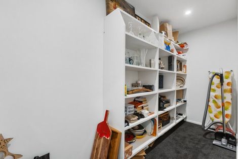 Photo of property in 16 Hosking Drive, Cromwell, 9310