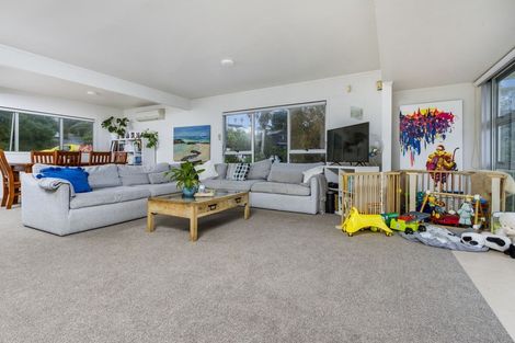 Photo of property in 89 Churchill Road, Murrays Bay, Auckland, 0630