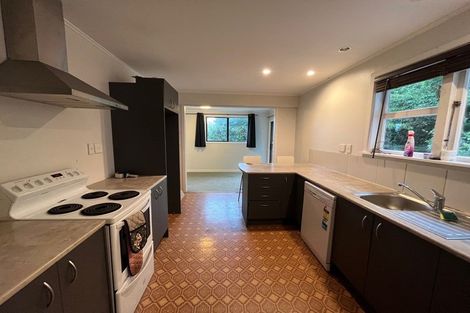 Photo of property in 5 Kiriwai Road, Paremata, Porirua, 5024