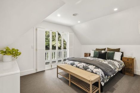 Photo of property in 56 Glen Road, Kelburn, Wellington, 6012