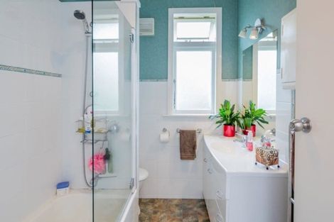 Photo of property in 184 Bath Street, Levin, 5510