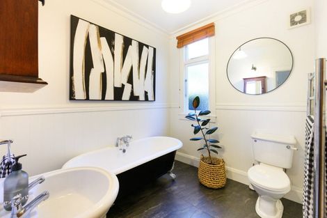 Photo of property in 10 Elmira Avenue, Hokowhitu, Palmerston North, 4410