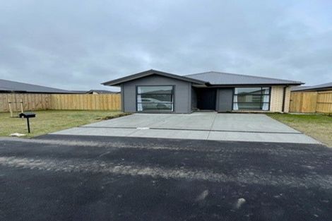 Photo of property in 8 Lomu Way, Rolleston, 7615