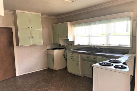 Photo of property in 1 Cameron Street, Papakura, 2110