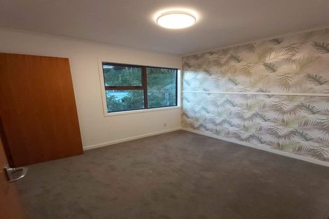 Photo of property in 2/249 Muritai Road, Eastbourne, Lower Hutt, 5013