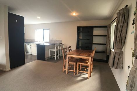 Photo of property in 28b Roberts Road, Glenfield, Auckland, 0629