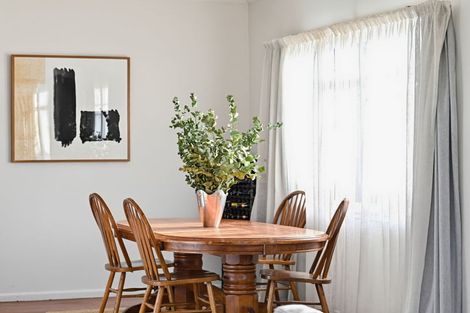 Photo of property in 120 Murdoch Road West, Raureka, Hastings, 4120