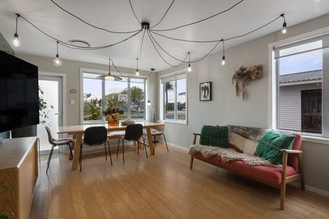 Photo of property in 30 Orchard East Road, Ngatea, 3503