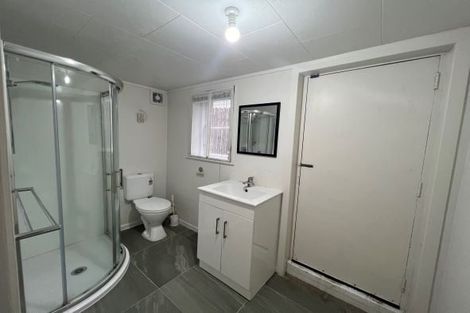 Photo of property in 8 Lewis Street, Blockhouse Bay, Auckland, 0600