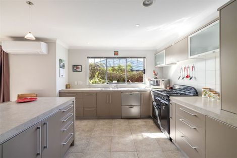 Photo of property in 204 Cavendish Road, Casebrook, Christchurch, 8051