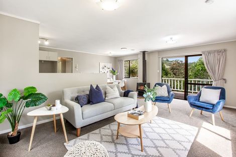 Photo of property in 25 Postgate Drive, Whitby, Porirua, 5024