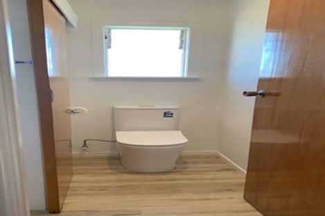 Photo of property in 72a Carlisle Road, Browns Bay, Auckland, 0632