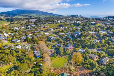 Photo of property in 30b Cambrae Road, Raglan, 3225