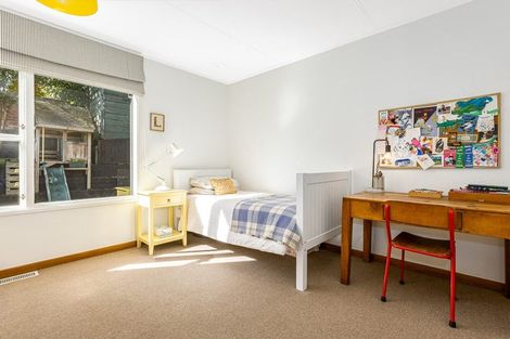 Photo of property in 35a Braithwaite Street, Karori, Wellington, 6012