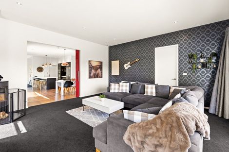 Photo of property in 32 Quarry Ridge, Poraiti, Napier, 4182