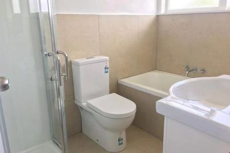 Photo of property in 51 Patons Road, Howick, Auckland, 2014