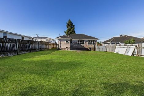 Photo of property in 27 Orchard Rise, Rosehill, Papakura, 2113