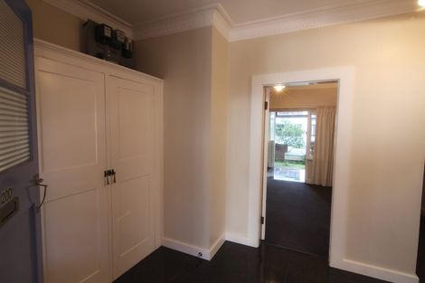 Photo of property in 20d Portland Crescent, Thorndon, Wellington, 6011