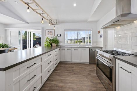 Photo of property in 500 Kinloch Road, Kinloch, Taupo, 3377