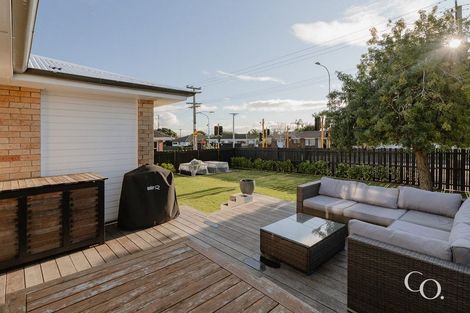 Photo of property in 10 Golf Road, Mount Maunganui, 3116