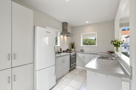 Photo of property in 19b Glenbervie Terrace, Thorndon, Wellington, 6011