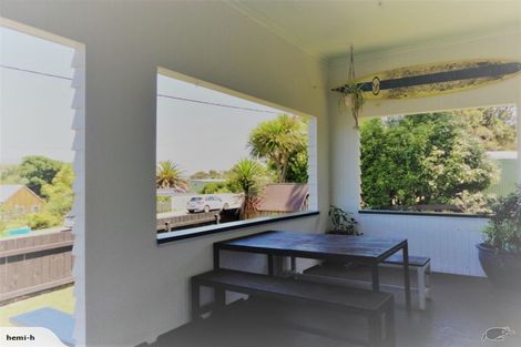 Photo of property in 20 Government Road, Raglan, 3225