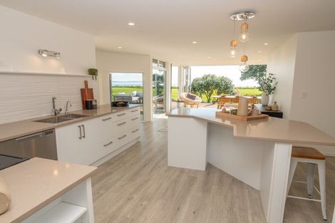 Photo of property in 27 Adamson Road, Taipa, 0420