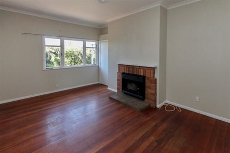 Photo of property in 50 Sunset Road, Mangakakahi, Rotorua, 3015