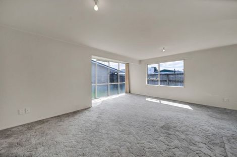 Photo of property in 30c Sackville Street, Fitzroy, New Plymouth, 4312