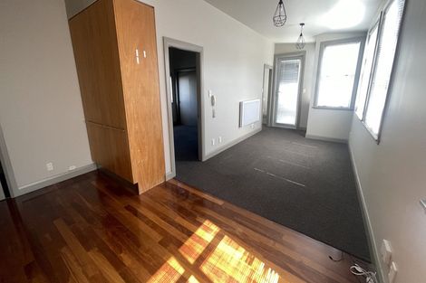 Photo of property in 98 Riddiford Street, Newtown, Wellington, 6021