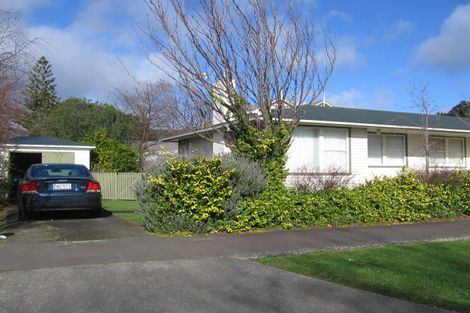 Photo of property in 4 Saint Johns Avenue, Palmerston North, 4414