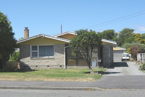 Photo of property in 20 Sylvia Street, Parklands, Christchurch, 8083
