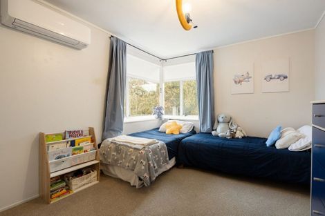 Photo of property in 8 Burn-murdoch Street, St Andrews, Hamilton, 3200