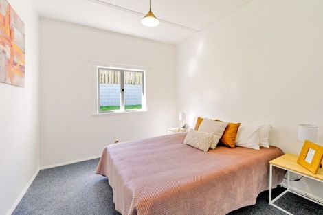 Photo of property in 18 Durham Street, Mornington, Dunedin, 9011