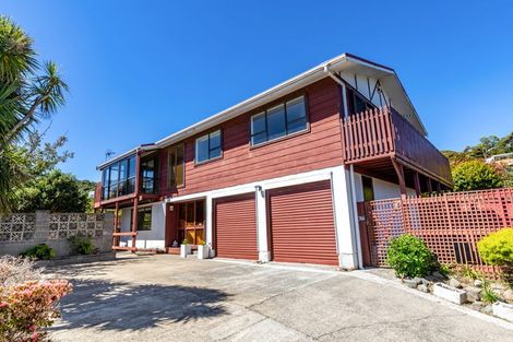 Photo of property in 49 Kinloch Place, Papakowhai, Porirua, 5024